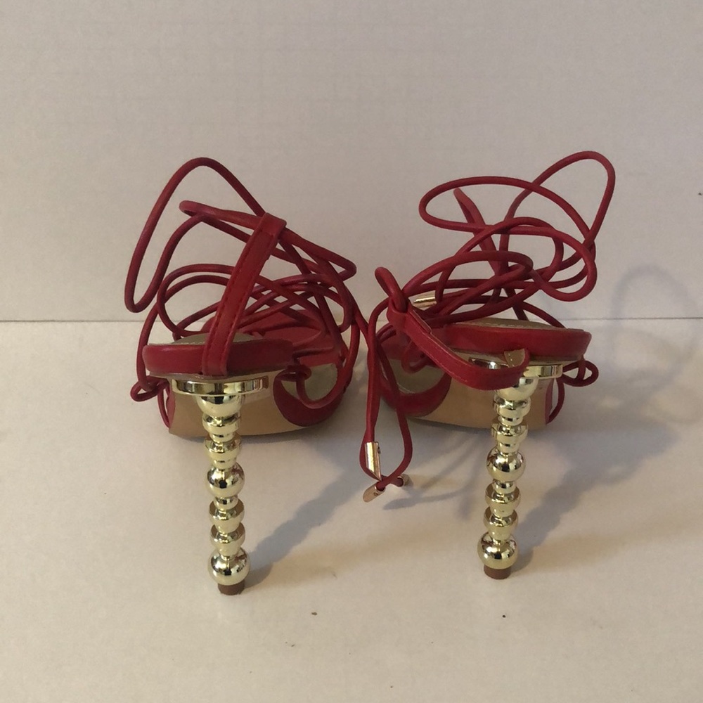 Red strappy heels 8.5 - Picture 3 of 4